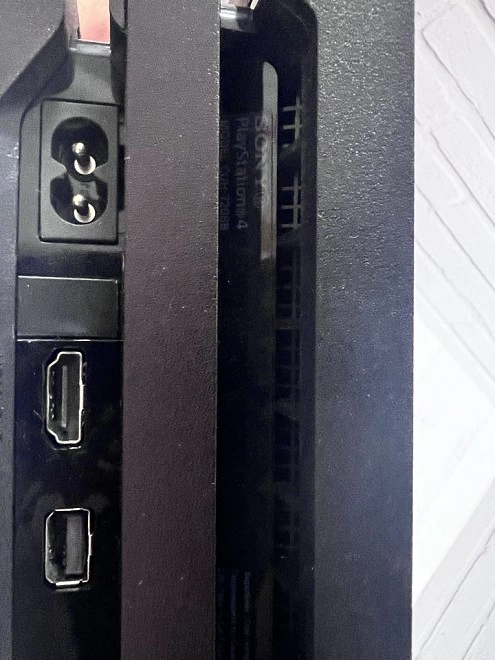 Игровая приставка PS4 Sony PlayStation 4 Pro 1TB