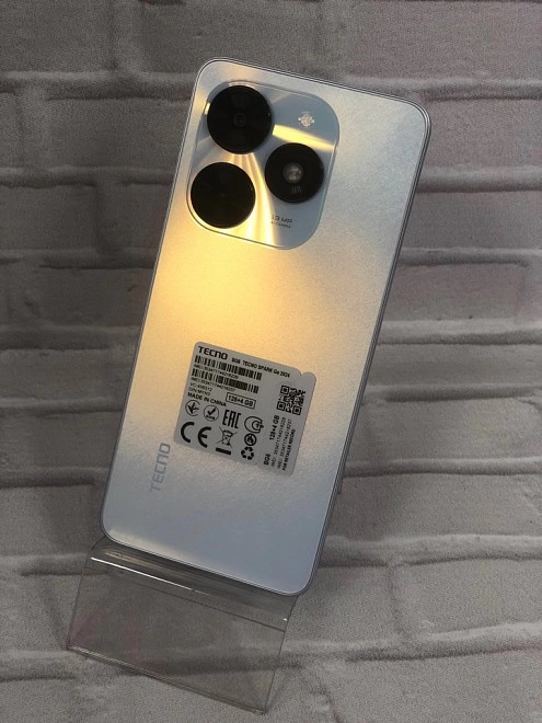 Смартфон Tecno SPARK Go 2024 BG 4/128 White