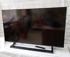 Телевизор Samsung UE43AU9000U
