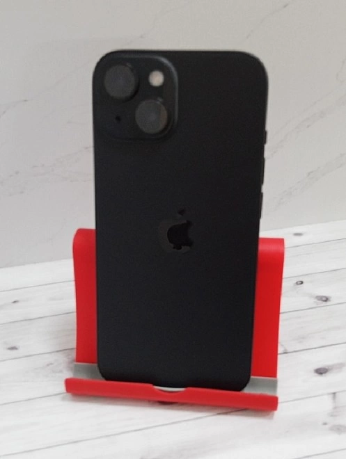 Смартфон Apple iPhone 15 6/128Gb