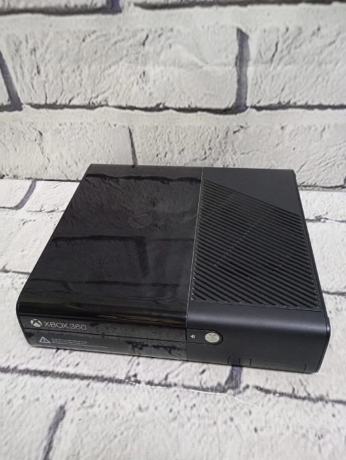 Игровая приставка X-Box 360  Е 500 ГБ