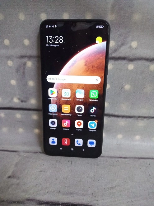 Зарядное устройство No name Черно-красный 3 000 mAh