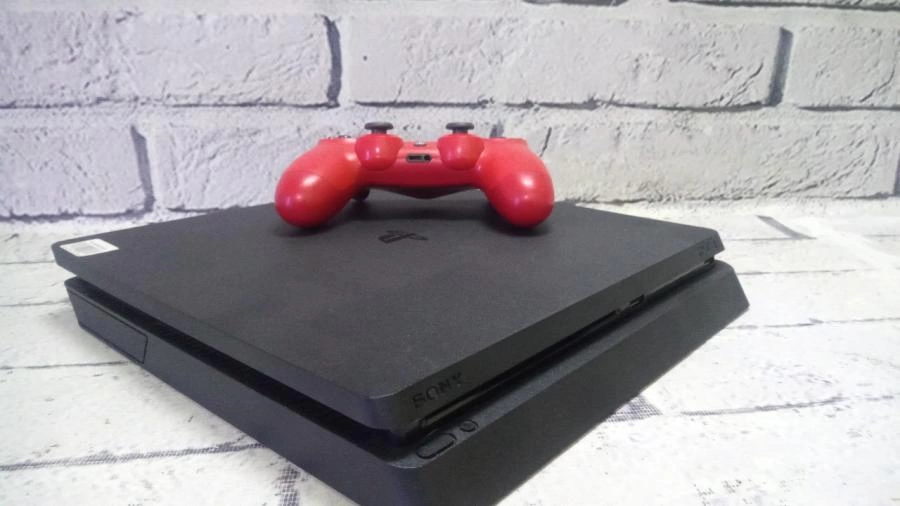 Игровая приставка PS4 Sony PlayStation 4 1Tb