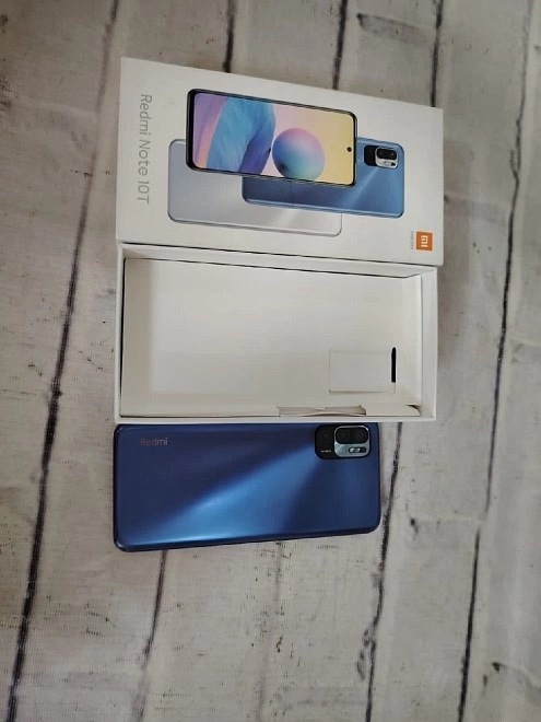 Смартфон Xiaomi Redmi Note 10T 4/128