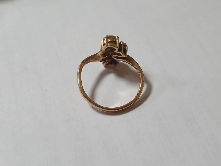 Кольцо  золотое 585 проба 3,06 гр 17 размер (ФМ)