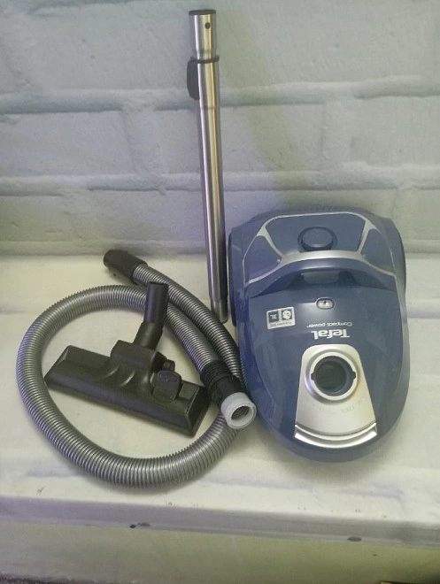 Пылесос TEFAL Compact Power TW3931EA