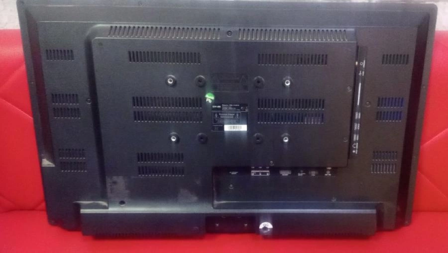 Телевизор DNS  E32D18 LED