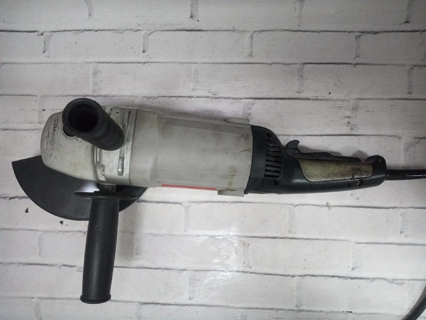 Болгарка Интерскол УШМ-180/1800М
