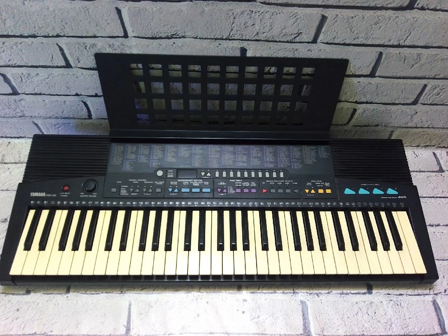 Синтезатор Yamaha PSR 310