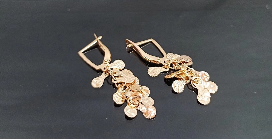 Серьги  золотые 585 проба 2,26 гр Ф.М.