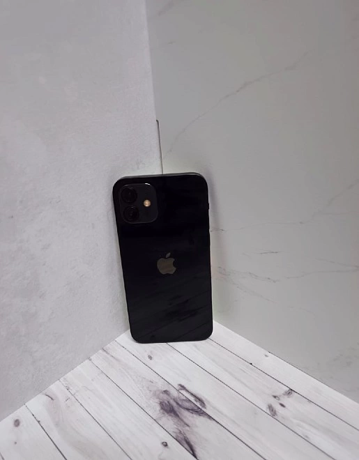 Смартфон Apple Iphone 12 4/64