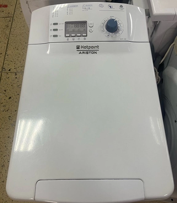 Стиральная машина Hotpoint Ariston AVTF104