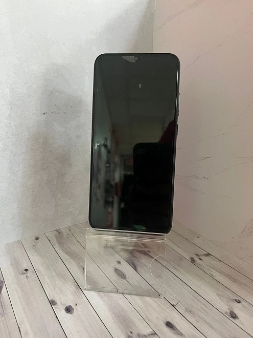 Смартфон HTC WildFire E2