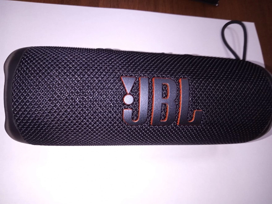 Портативная акустика JBL Flip 6, черный