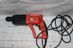 Перфоратор BLACK+DECKER KD 960