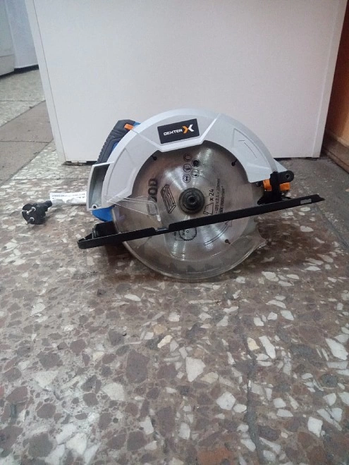 Электропила дисковая Dexter 1300CIS2-185.5