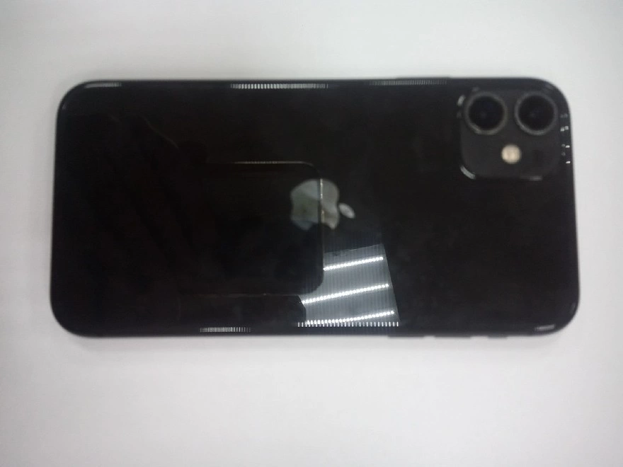 Смартфон Apple IPhone 11 4/64 gb
