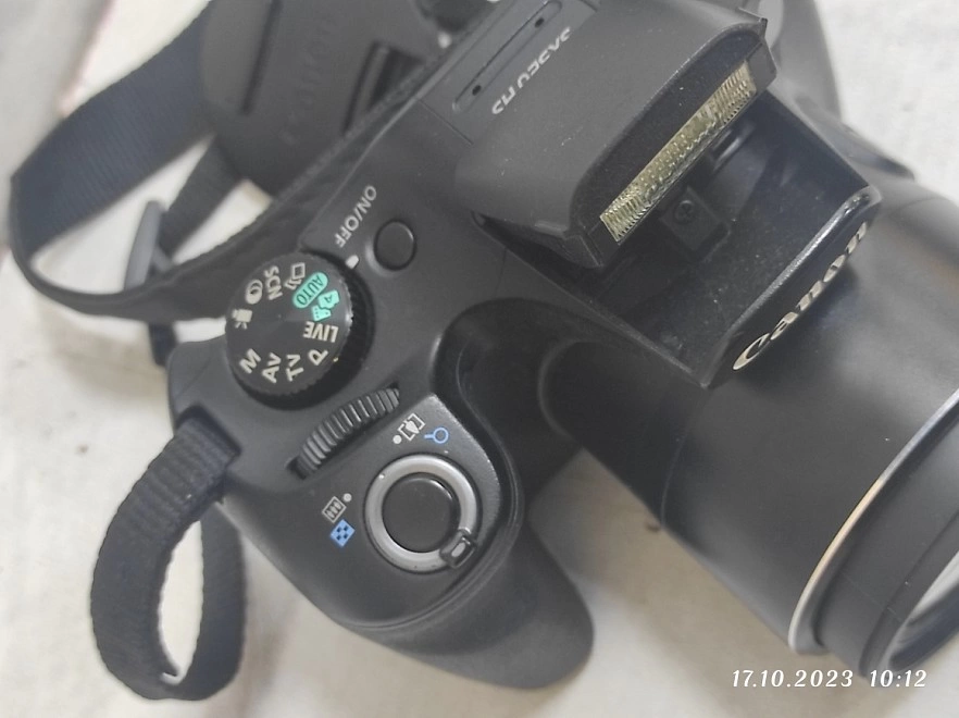 Фотоаппарат зеркальный Canon PC2152