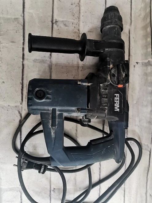 Перфоратор Ferm HDM1028