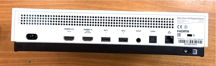 Игровая приставка X-Box One Microsoft X-Box OneS All Digital 1Tb 4K UHD