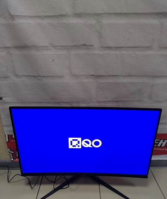 Монитор Qqo 28 por 