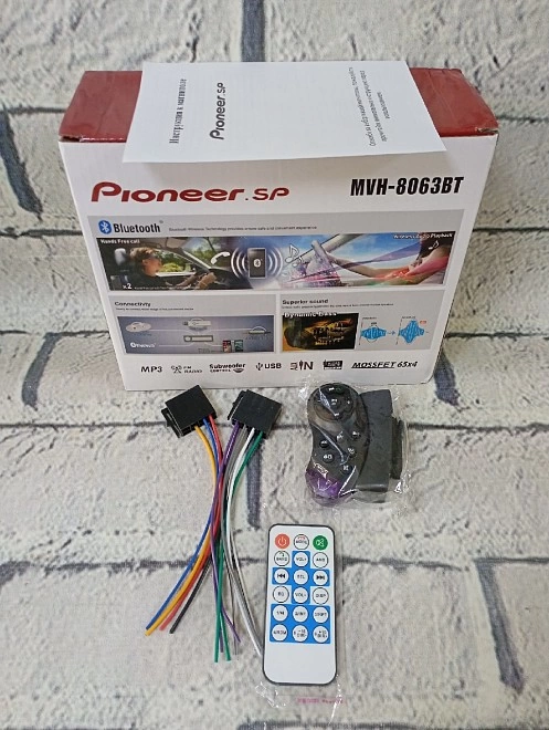 Автомагнитола Pioneer BT-9052