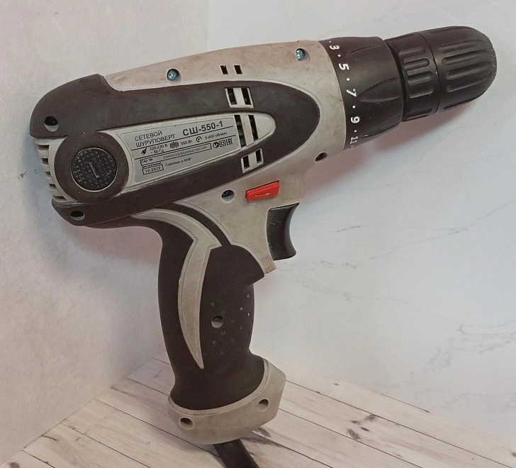 Шуруповерт РЕСАНТА СШ-550-1