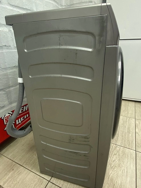 Стиральная машина Haier HW70-BP12969BS
