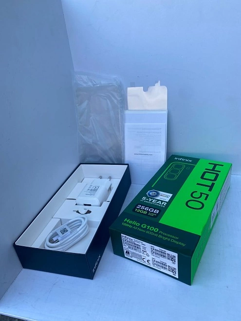 Смартфон Infinix HOT 50 256 ГБ