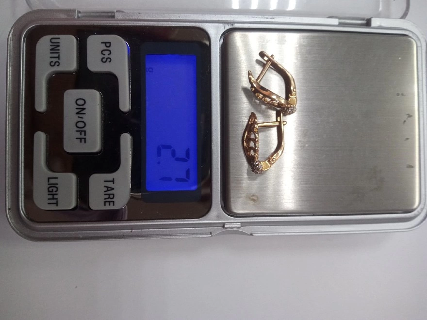 Серьги  золотые 585 пр. 2,73 гр.(ФМ)