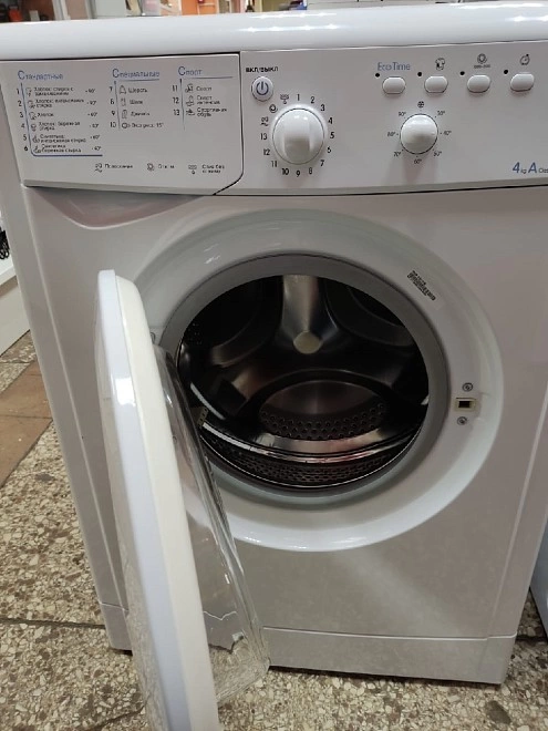 Стиральная машина Indesit IWUB 4105