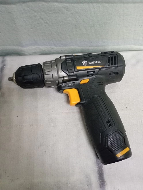 Шуруповерт Deko GCD12DU3