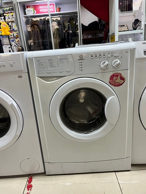 Стиральная машина Indesit WISL 102