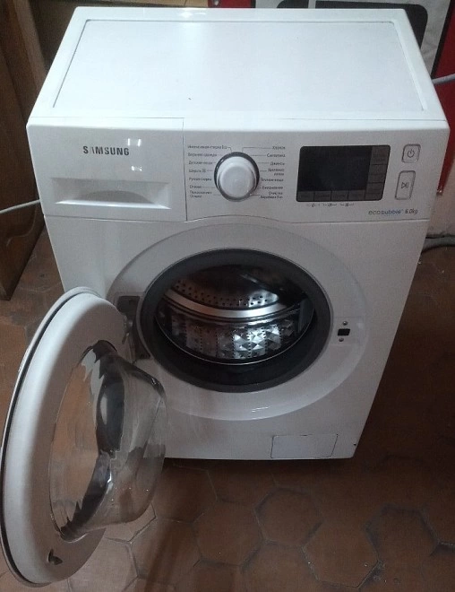 Стиральная машина Samsung WF60F4EBW2W