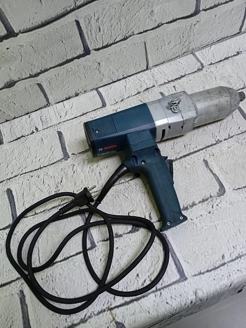 Гайковерт Bosch GDS 24