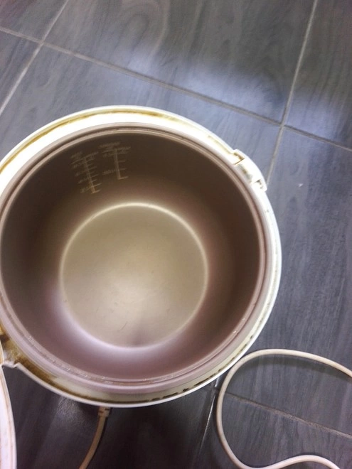 Мультиварка PHILIPS HD3025