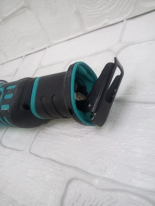 Сабельная пила Mekkan MK 83303