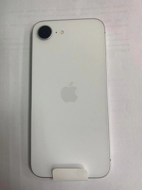 Смартфон Apple iPhone 16e 128 ГБ