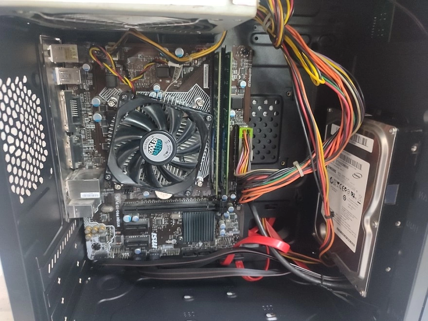 Системный блок ExeGate i5-7400 4/4 по 3,00Ghz/16Gb/SSD240GbHDD-500Gb/G630
