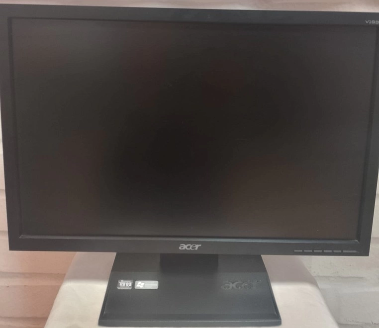 Монитор Acer V193W 19