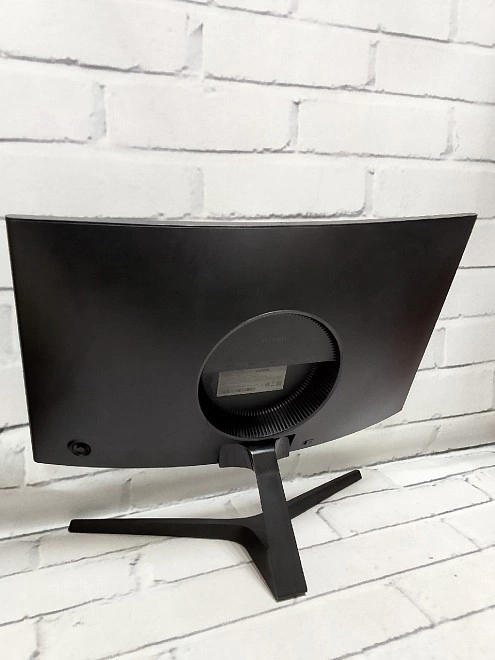 Монитор Samsung C24RG50FZI