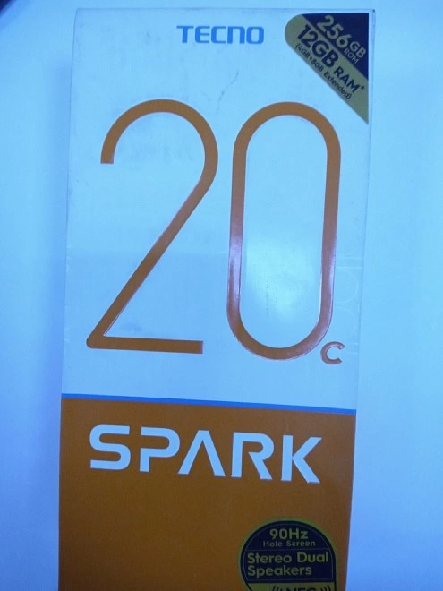 Смартфон TECNO SPARK 20C 256 Г