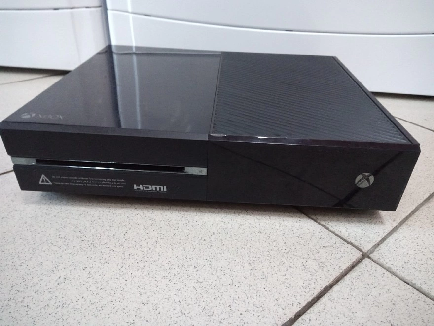 Игровая приставка XBOX  One