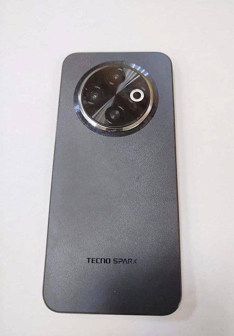 Смартфон TECNO SPARK 30 4G