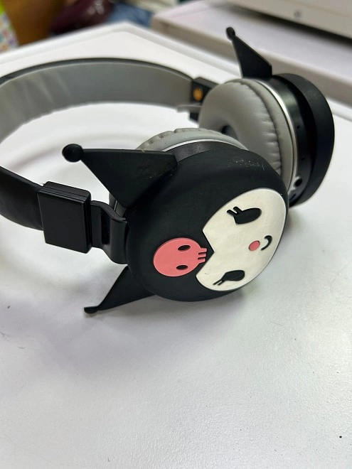 Наушники нет фирмы AH-806