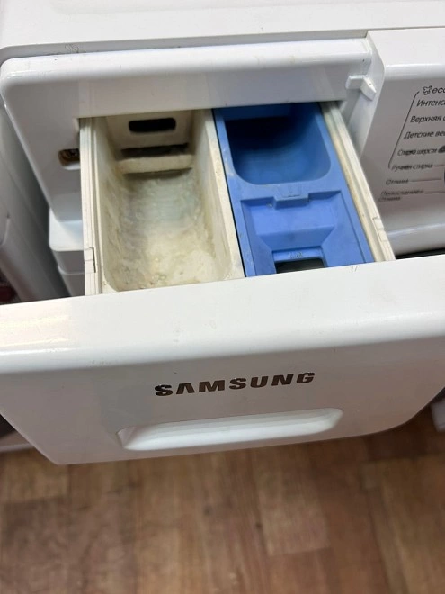 Стиральная машина Samsung WF1902WFVS
