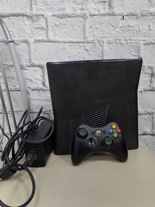 Игровая приставка X-Box 360 XBox 360 S 500 ГБ