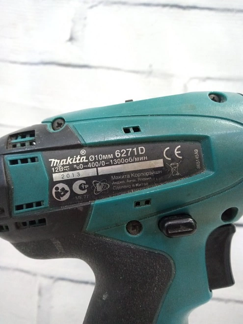 Шуруповерт Makita 6271D