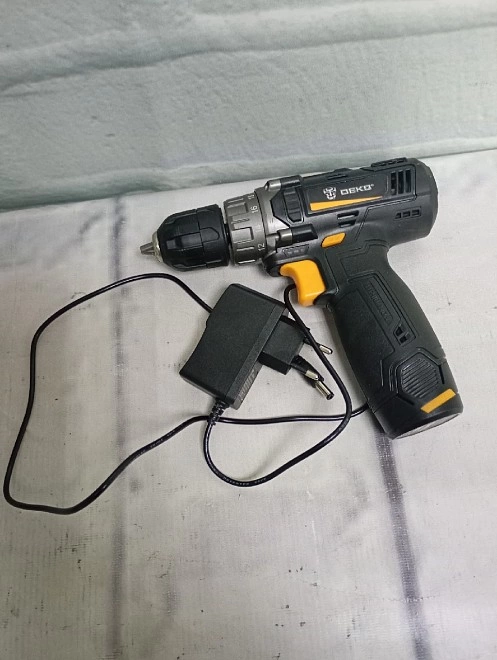 Шуруповерт Deko GCD12DU3