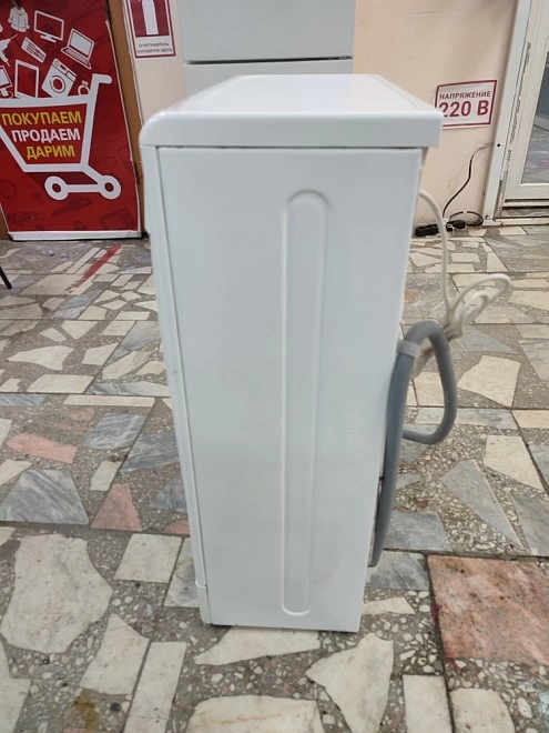 Стиральная машина Indesit IWUB 4085(Cis)